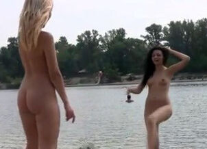 Exhibitionist nude video